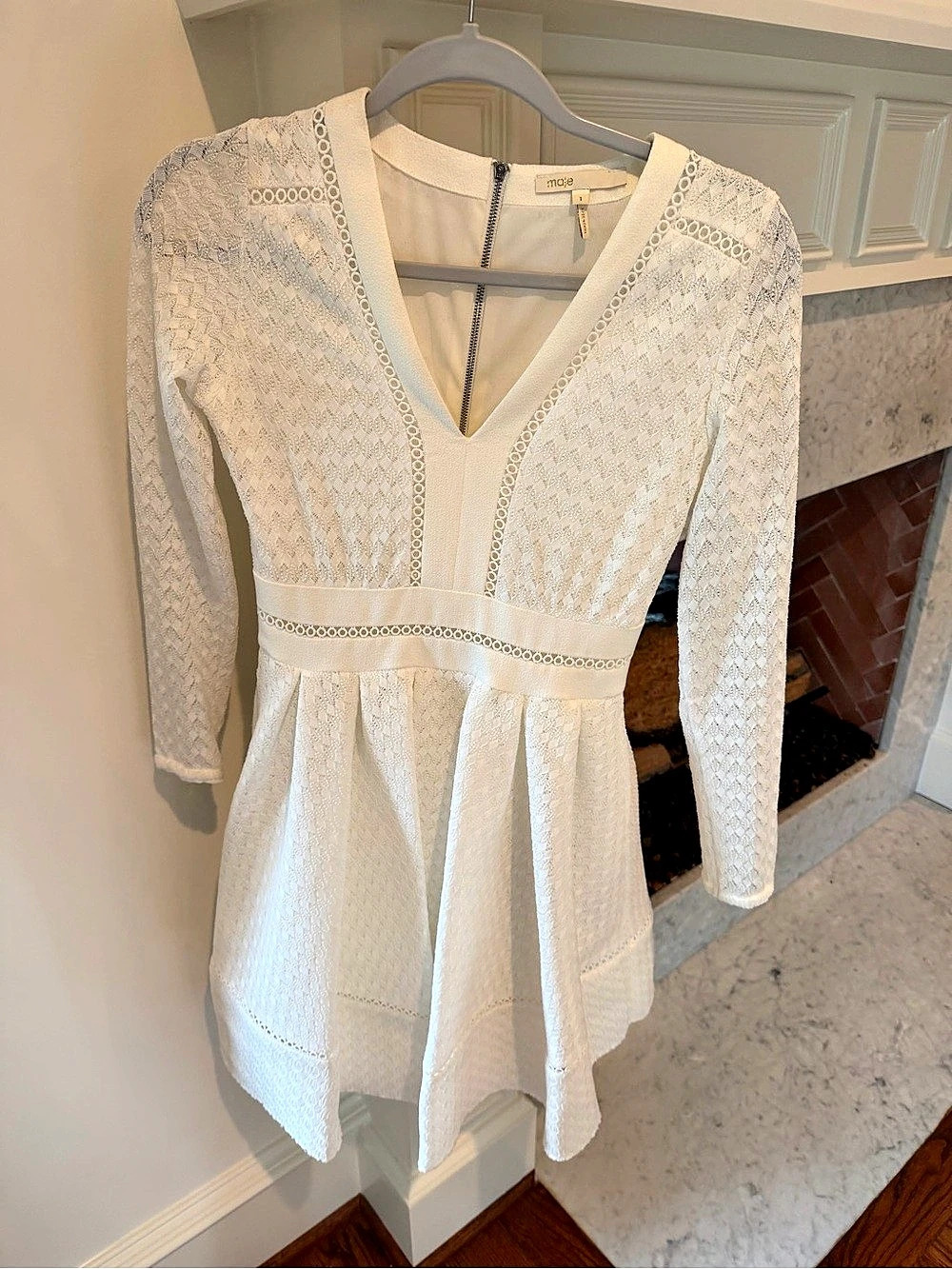 Maje Mini Dress in White Size Small Like New